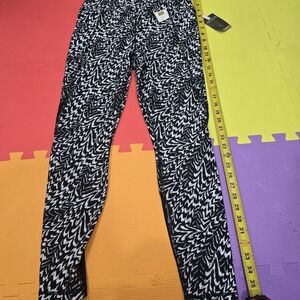 ACTIV8 Performance Women's Leggings Size M Black White Abstract Print Mesh Panel